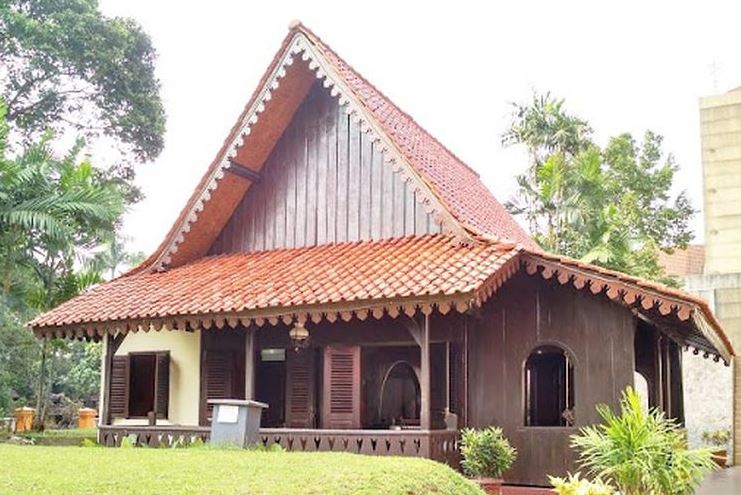 rumah kebaya betawi